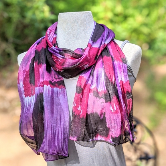 💜 Purple Sheer Scarf #hundredsofscarves - Picture 2 of 3